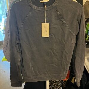 Universal Thread Gray Crewneck Sweater